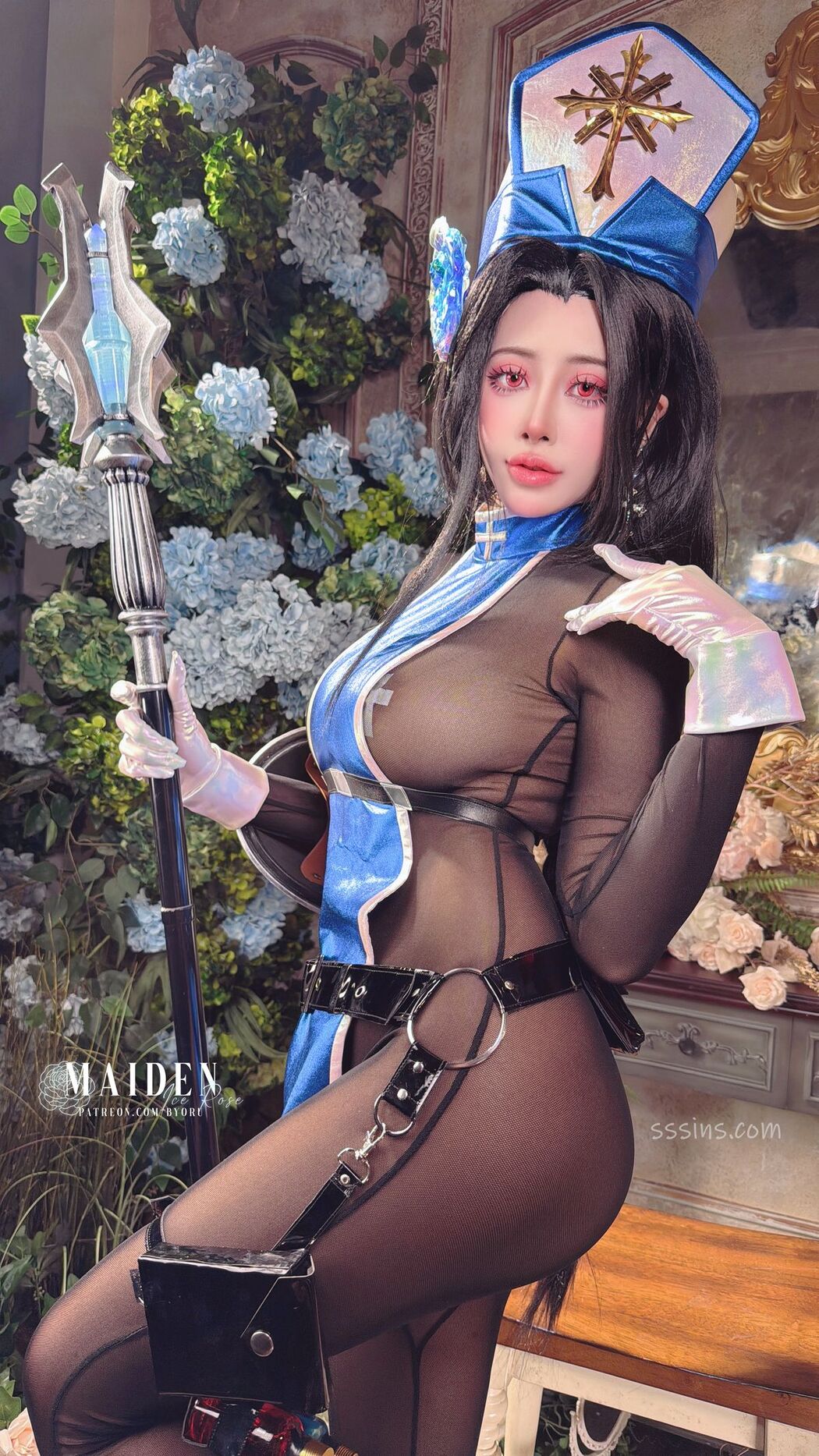 Coser@Byoru – Maiden-Ice Rose (57P – 18V)