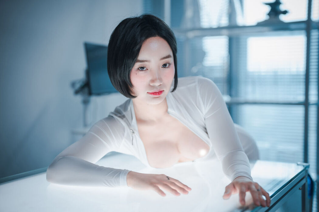DJAWA Booty Queen – Naughty Worker And Supervisor Part1