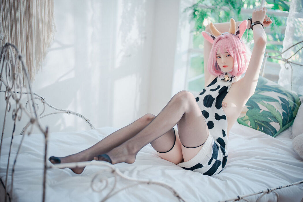 DJAWA Bambi 밤비 – Riamus Celebrating The Year Of The Cow