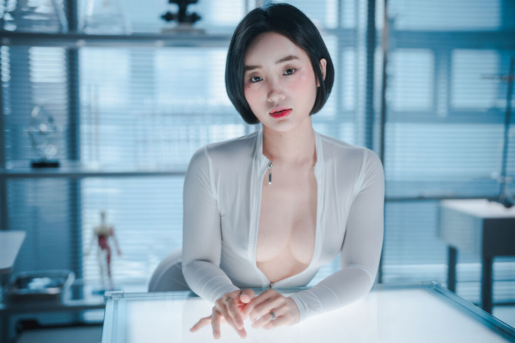 DJAWA Booty Queen – Naughty Worker And Supervisor Part1