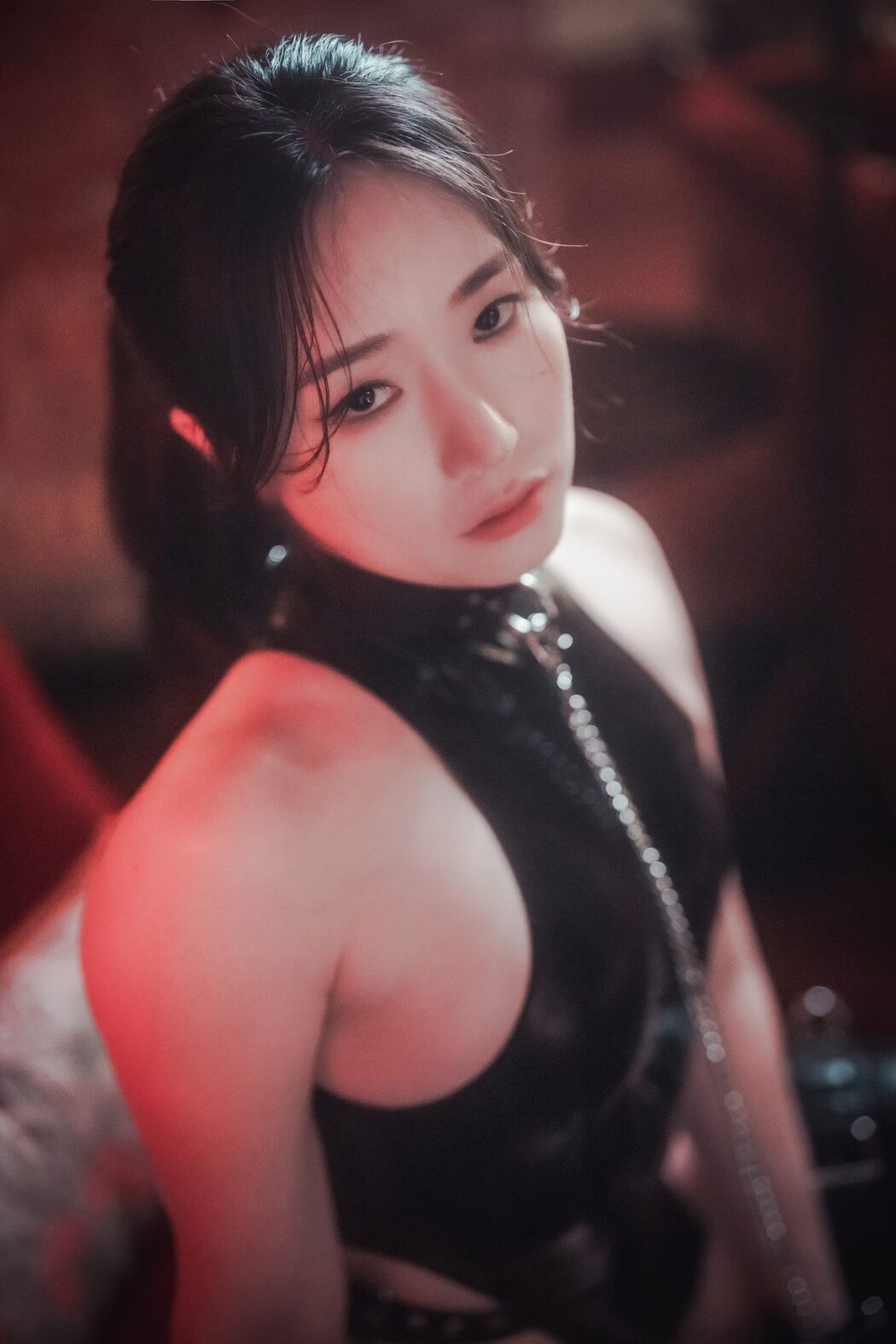 DJAWA Pia 피아 – Cling To Latex A