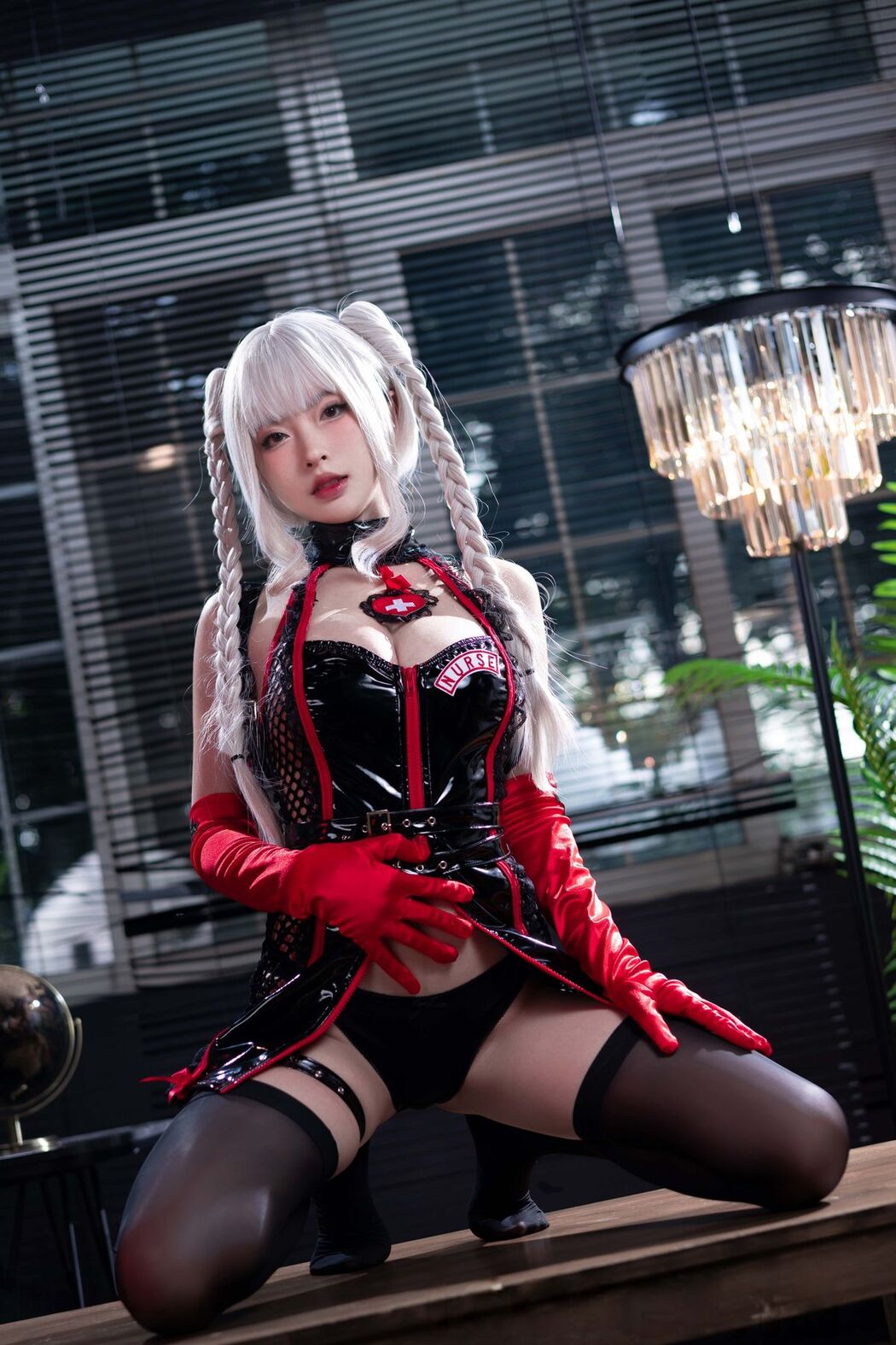 Coser@清水由乃 – 白发护士 (58P – 1V)