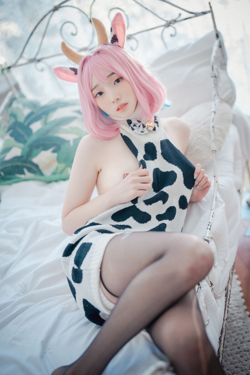 DJAWA Bambi 밤비 – Riamus Celebrating The Year Of The Cow