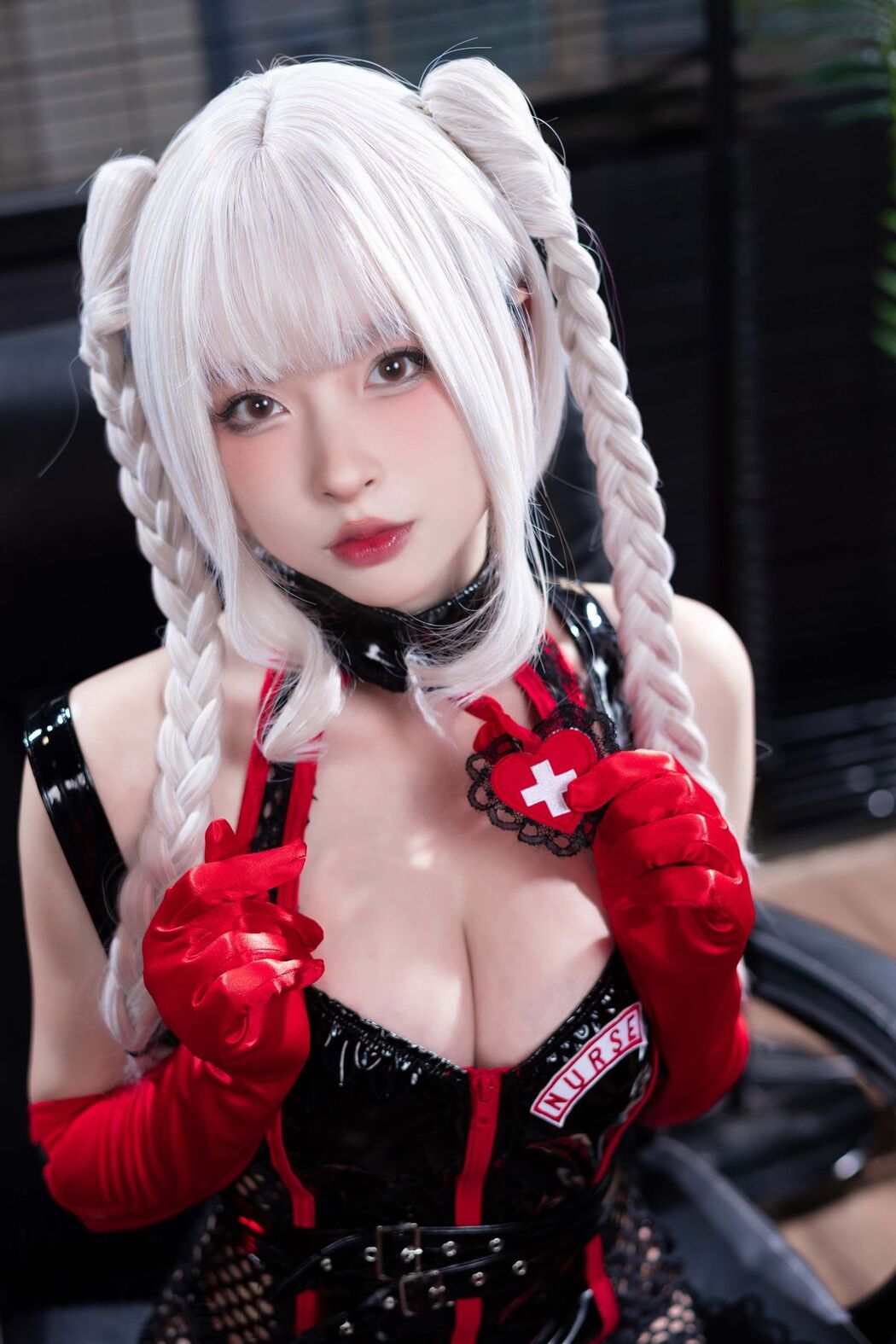 Coser@清水由乃 – 白发护士 (58P – 1V)