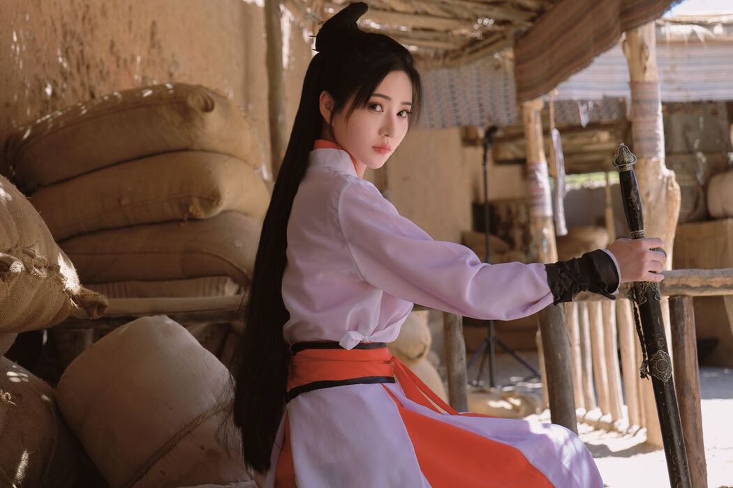 Coser@年年Nnian – 青丝诀 (81P)