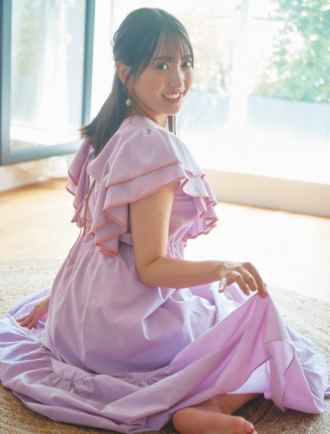 FLASH 2023-08-22-29 No.1700 福原遥 夏目響 澄田綾乃 藤本万梨乃 志田音々 三田悠貴×竹内花 新藤まなみ 西野夢菜