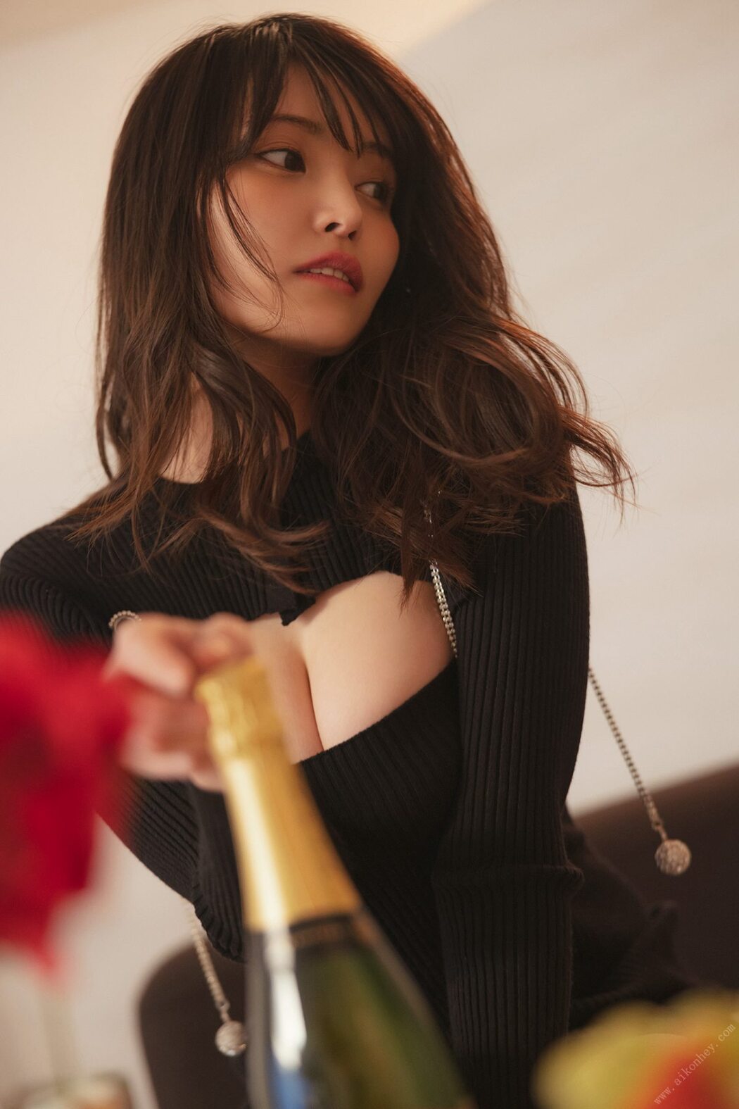 FLASH Photobook 2022-05-24 Sayaka Nitori 似鳥沙也加 – Leave yourself at night Part 2 夜に身を任せて 後編 A