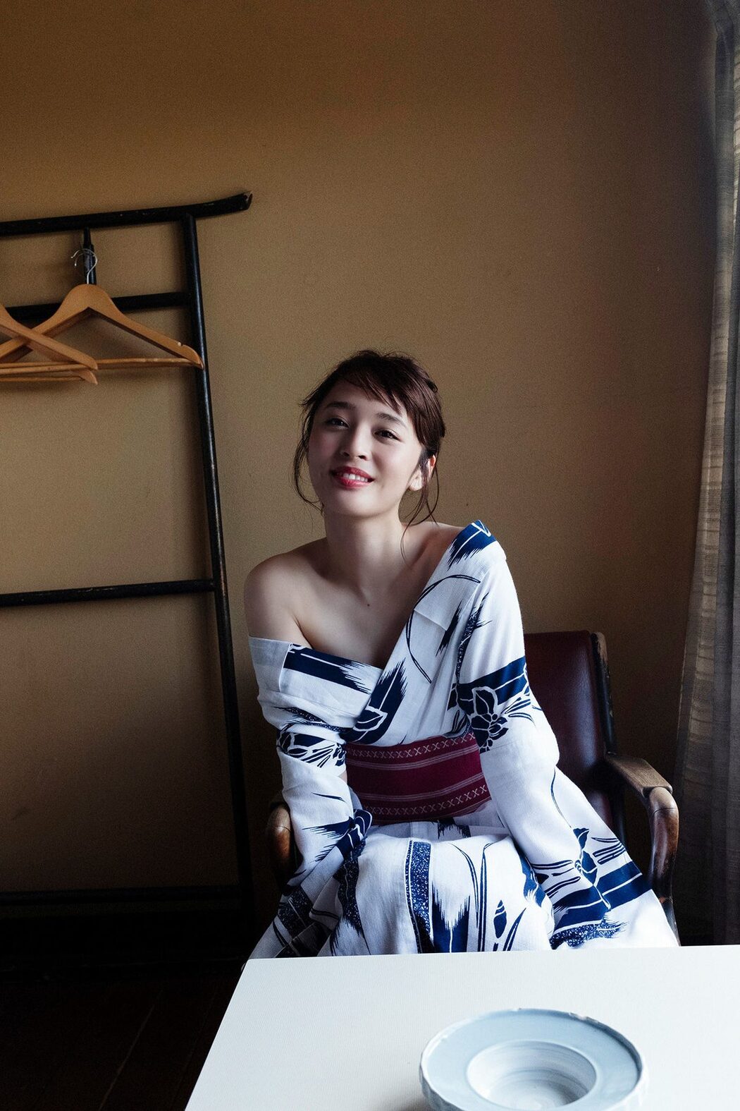 FLASH Misaki Jinbu 神部美咲 1泊2日、もう会わない