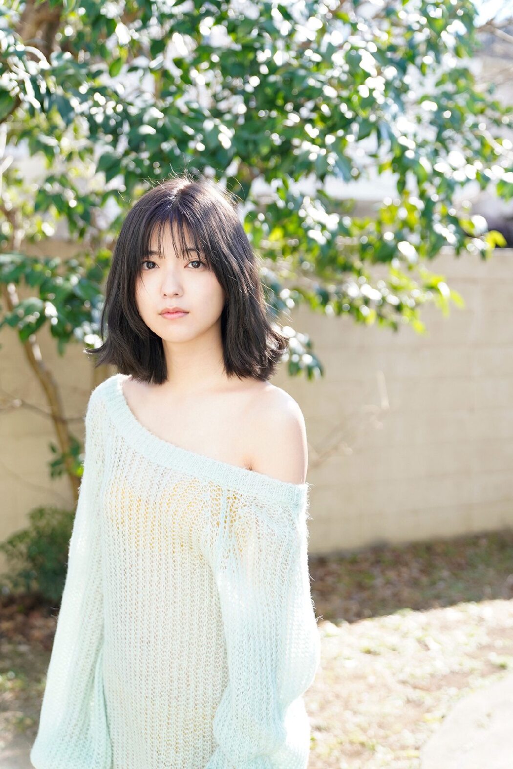 FLASH Photobook 2022-05-31 Mio Kudo 工藤美桜 – Early Summer Luster 初夏の艶