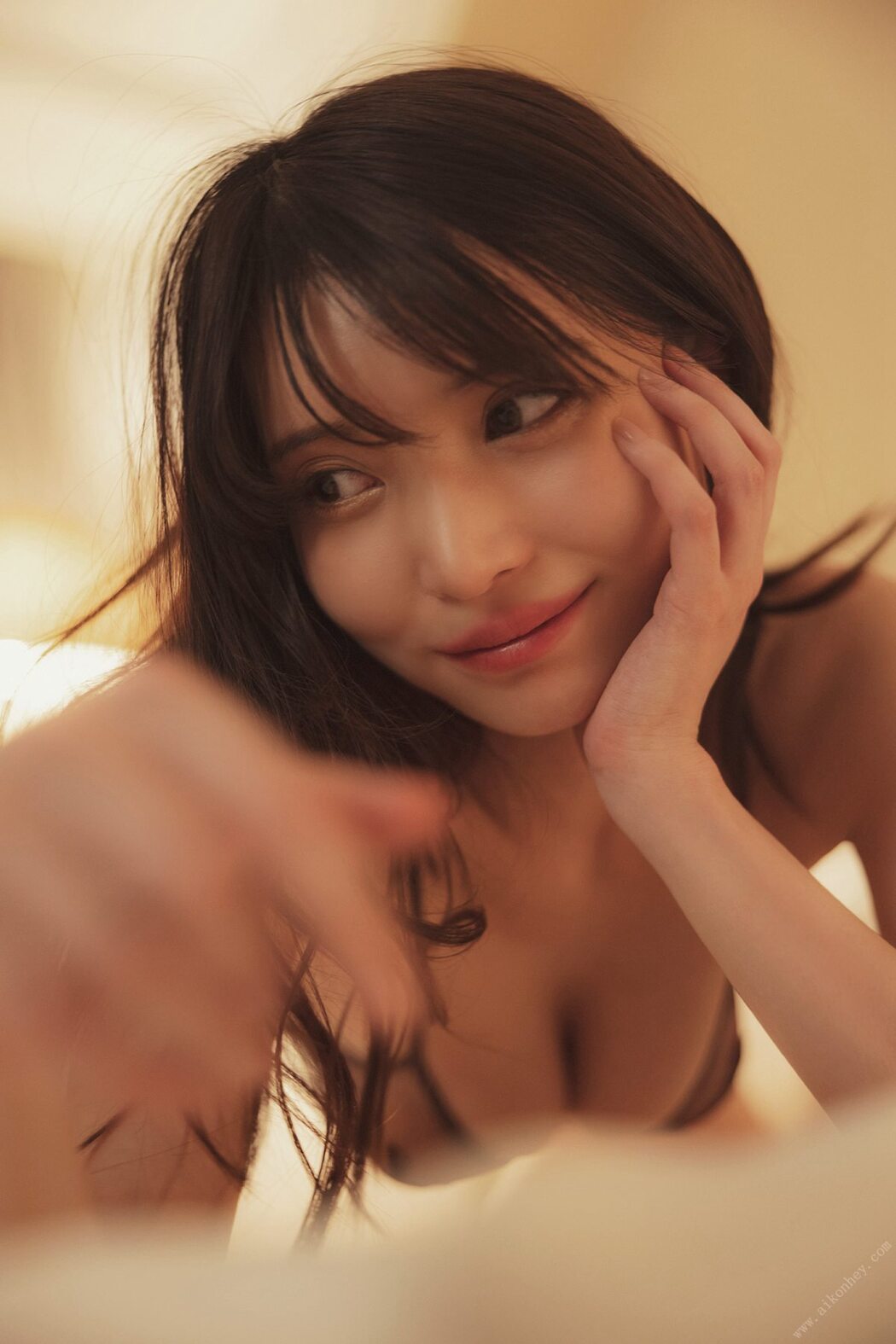 FLASH Photobook 2022-05-24 Sayaka Nitori 似鳥沙也加 – Leave yourself at night Part 1 夜に身を任せて 前編 B