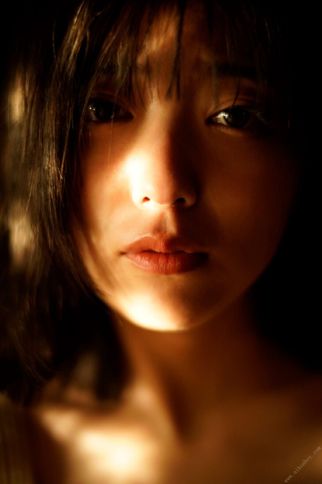 FLASH Photobook 2022-05-31 Mio Kudo 工藤美桜 – Early Summer Luster 初夏の艶