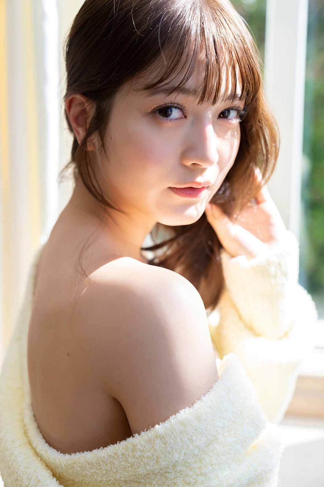 FLASH Photobook 2023-05-30 Nanako Kurosaki 黒嵜菜々子 – Melting Young Lady