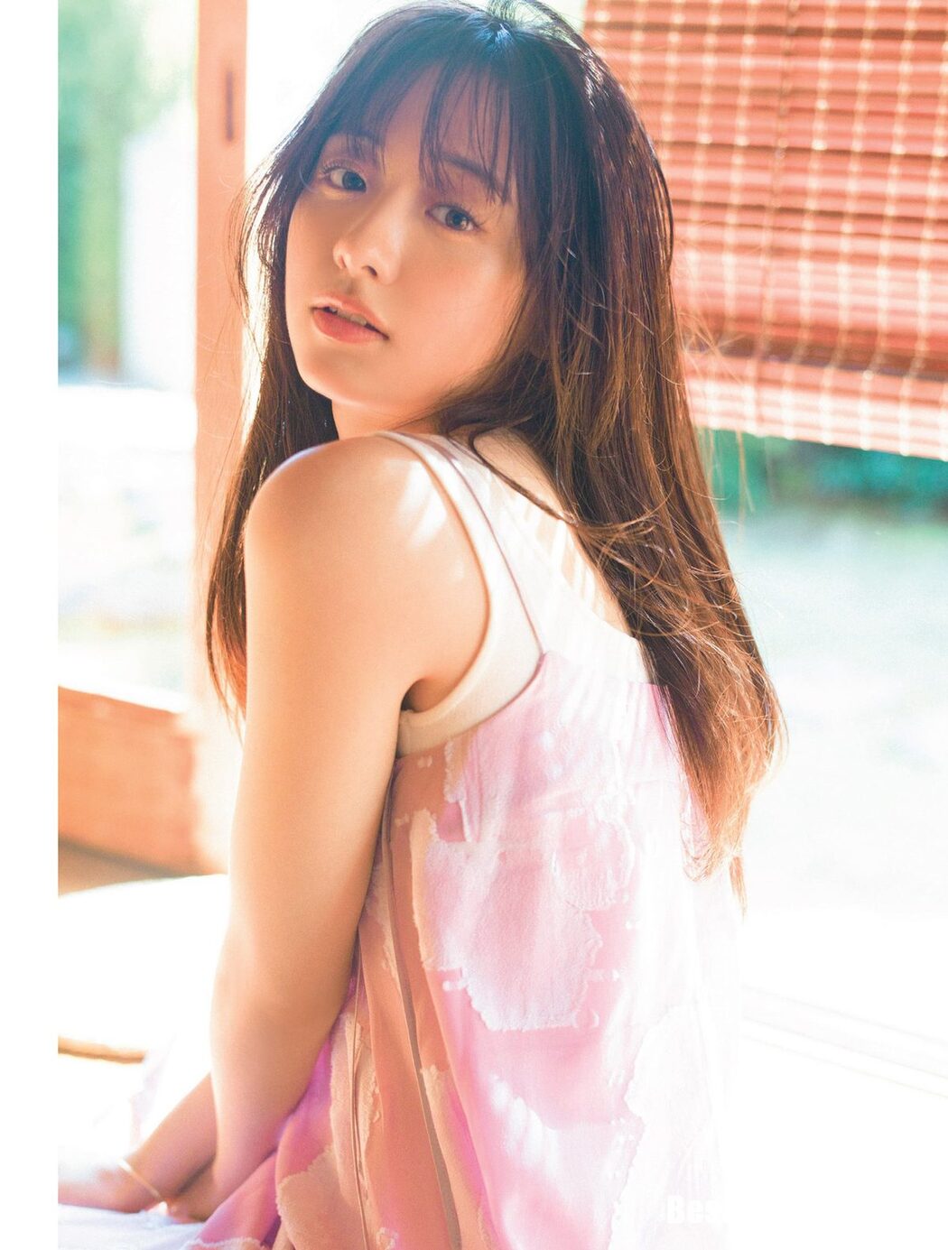 FLASH 2023.11.28-12.05 森香澄 佐々木心音 相楽伊織 東雲うみ 川口葵 篠原梨菜 森咲智美 鈴木ふみ奈