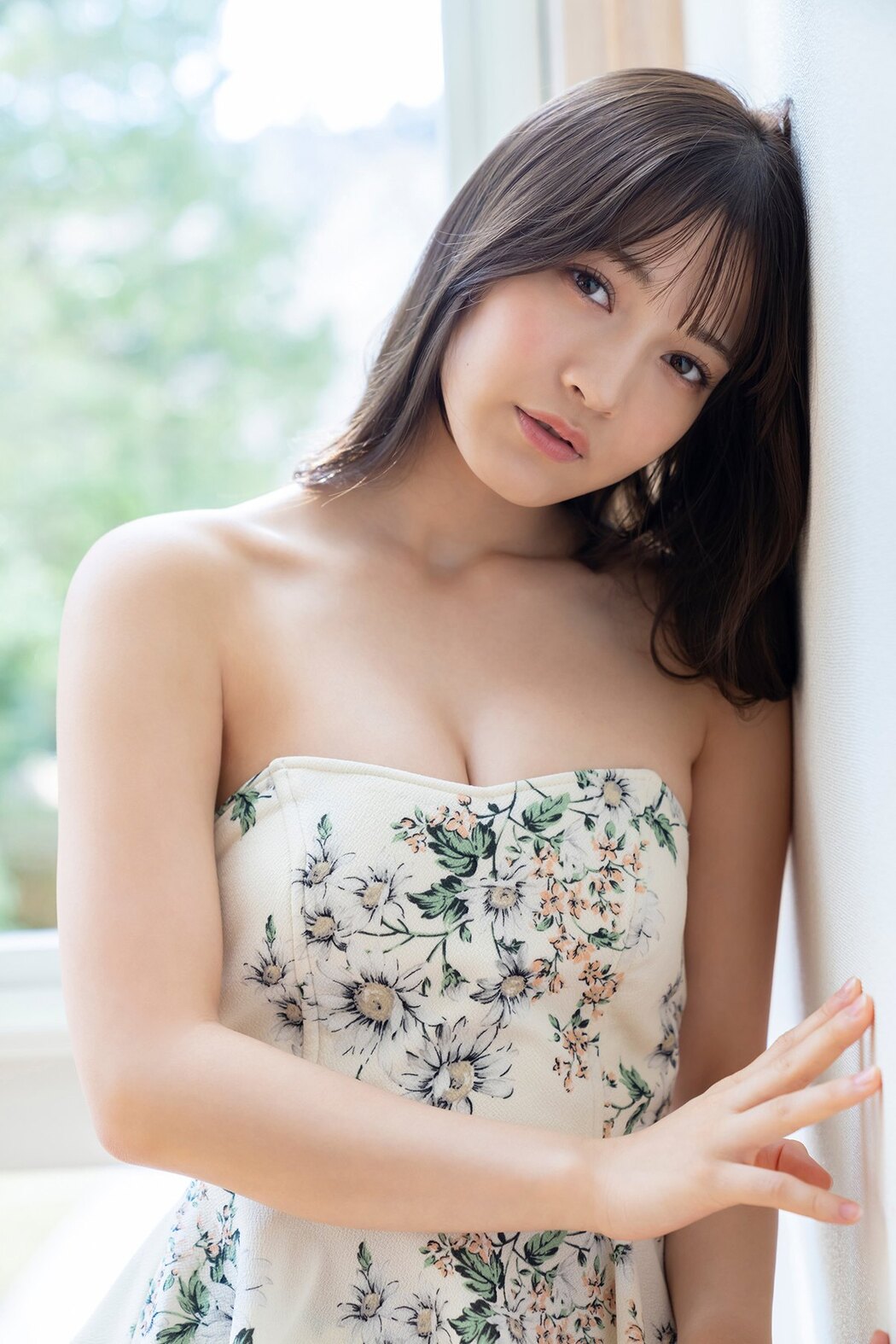 FLASH Photobook 2023-05-30 Nanako Kurosaki 黒嵜菜々子 – Melting Young Lady