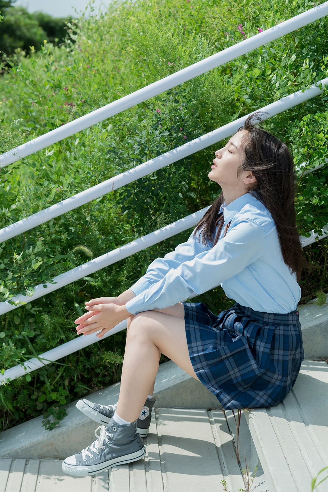 FLASH Photobook 2021-12-21 Nanako Kurosaki 黒嵜菜々子 – Youth Shiyokka Summer memories