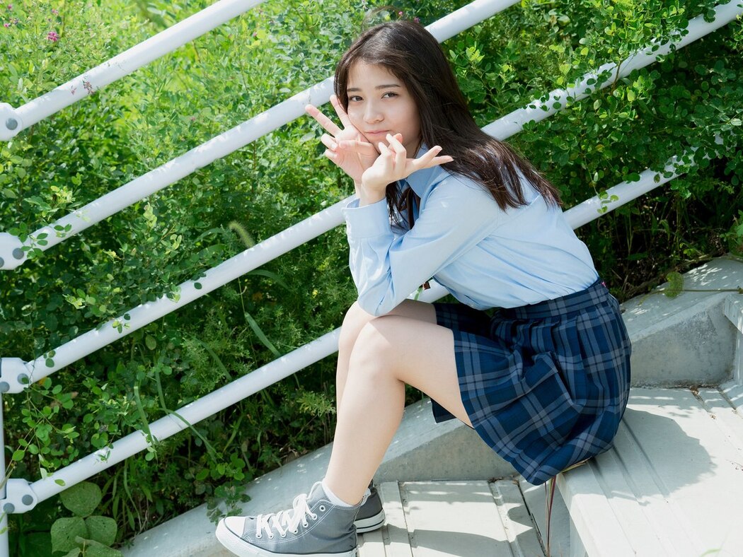 FLASH Photobook 2021-12-21 Nanako Kurosaki 黒嵜菜々子 – Youth Shiyokka Summer memories