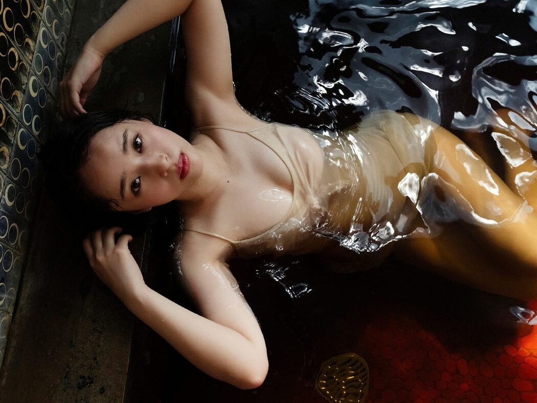 FLASH Misaki Jinbu 神部美咲 1泊2日、もう会わない