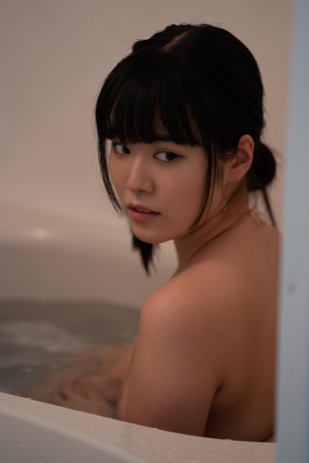 FLASH Photobook 2022-11-01 Umi Shinonome 東雲うみ – Private Observation