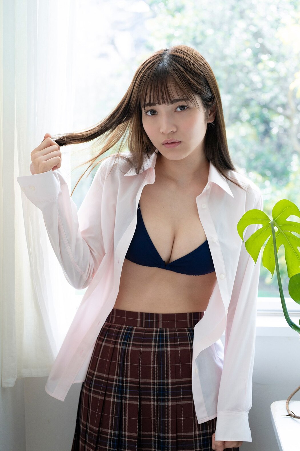 FLASH Photobook 2022-05-31 Nanako Kurosaki 黒嵜菜々子 – The Last Uniform