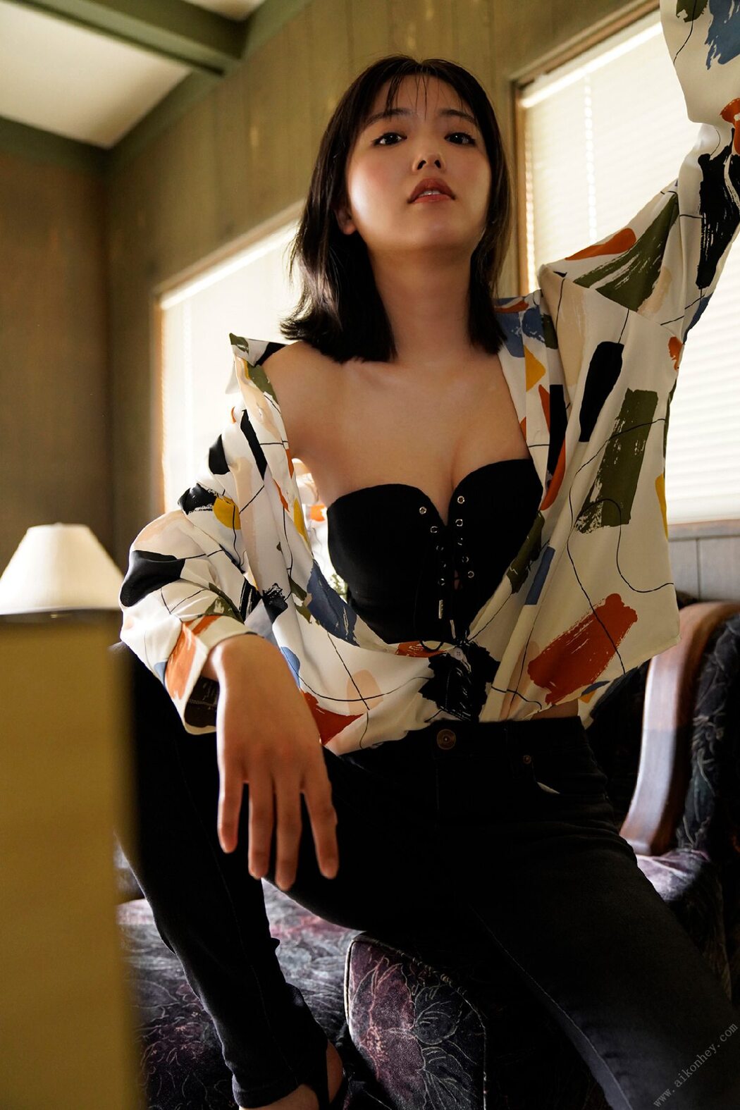 FLASH Photobook 2022-05-31 Mio Kudo 工藤美桜 – Early Summer Luster 初夏の艶