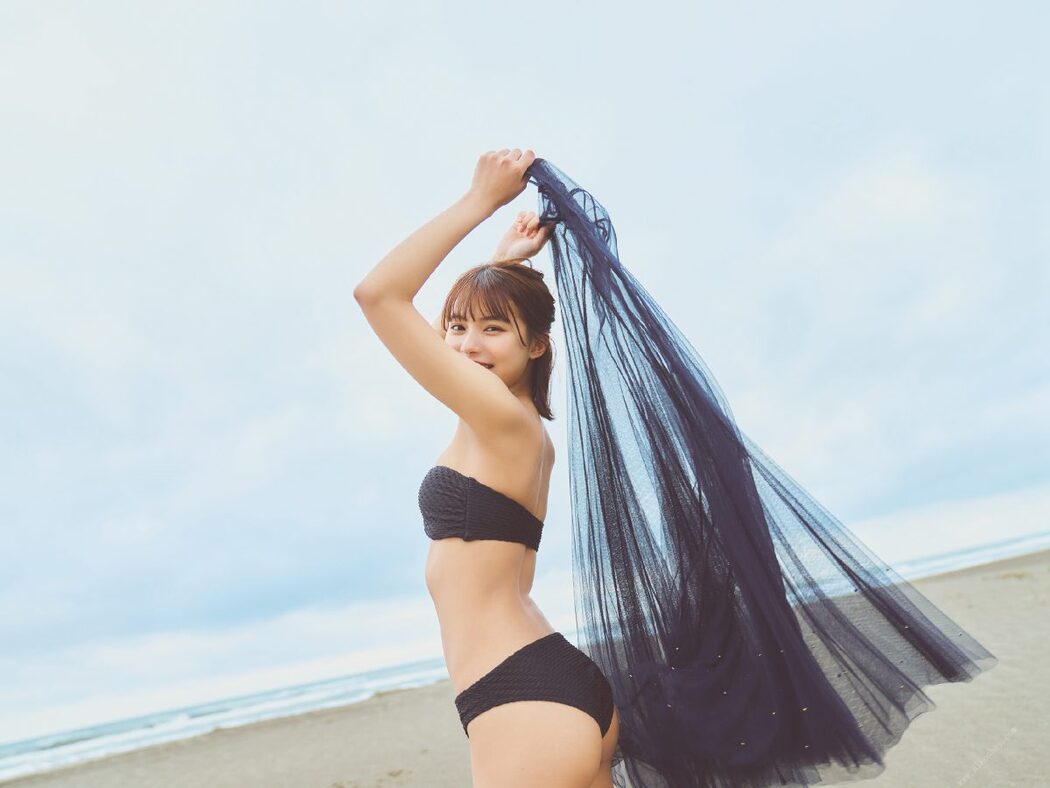 FLASH Photobook 2022-05-13 Amisa Miyazaki 宮崎あみさ Little devil girlfriend 小悪魔な彼女