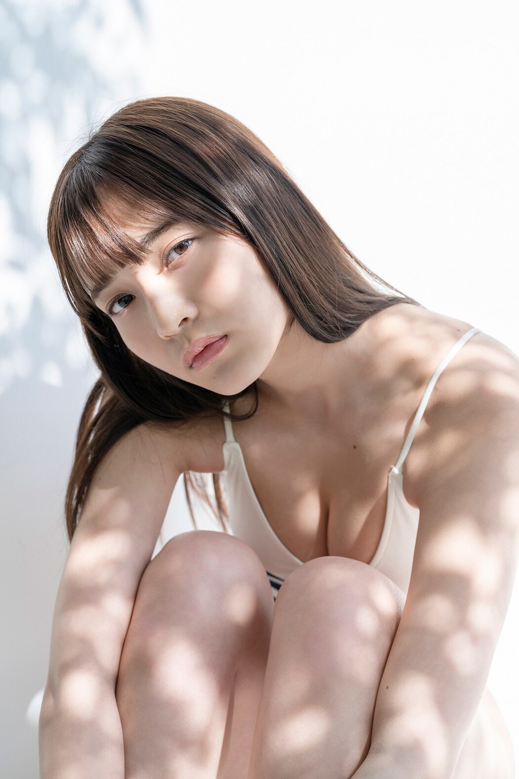 FLASH Photobook 2022-05-31 Nanako Kurosaki 黒嵜菜々子 – The Last Uniform