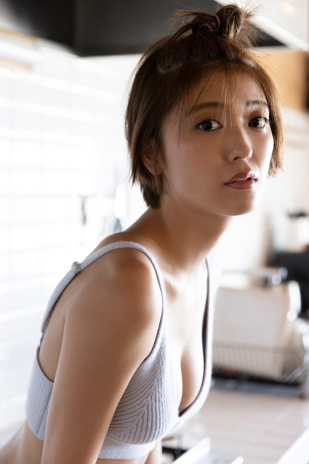 FLASH Photobook 2022-12-27 Mio Kudo 工藤美桜 – Secret Summer Vacation