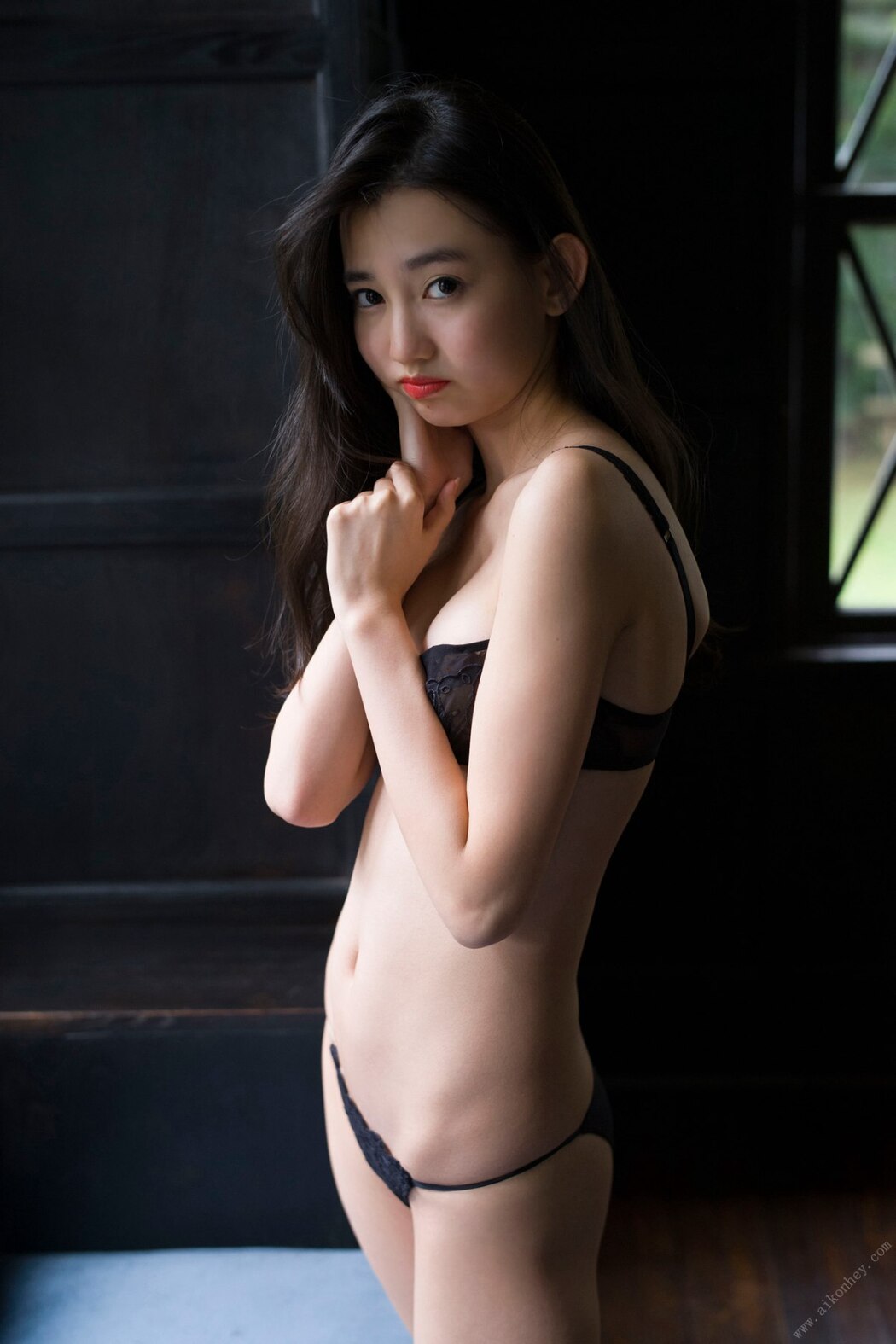FLASH Digital Photobook 2020.02.28 Rena Kuroki 黒木麗奈 – The Secret Of The Young Lady Golfer