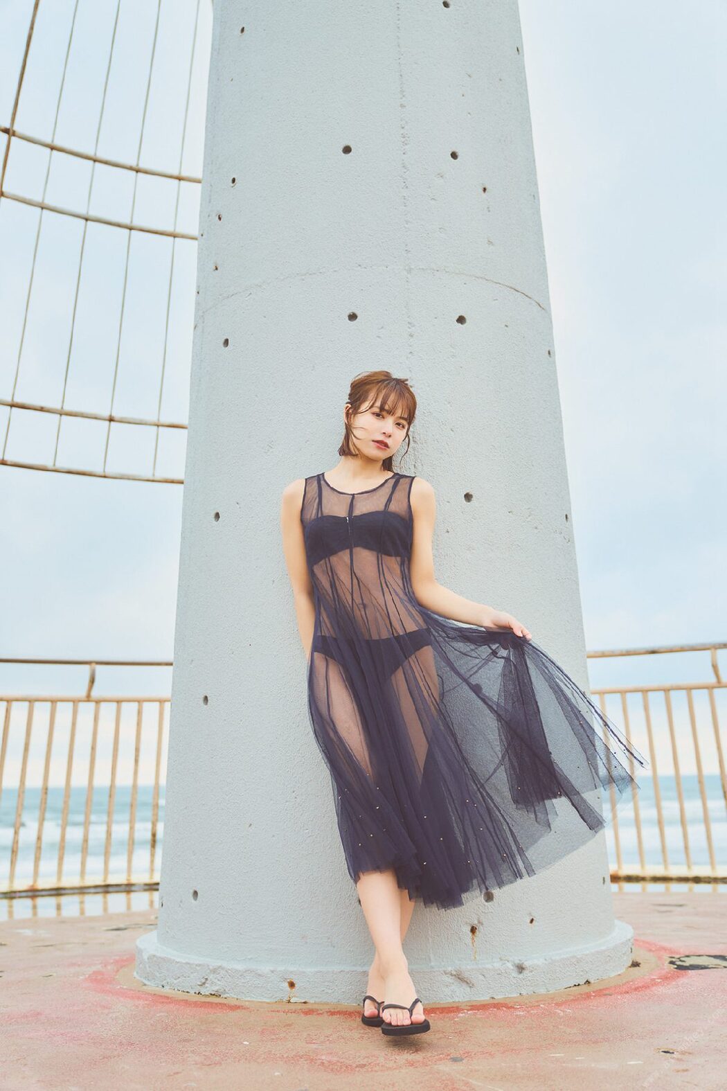FLASH Photobook 2022-05-13 Amisa Miyazaki 宮崎あみさ Little devil girlfriend 小悪魔な彼女