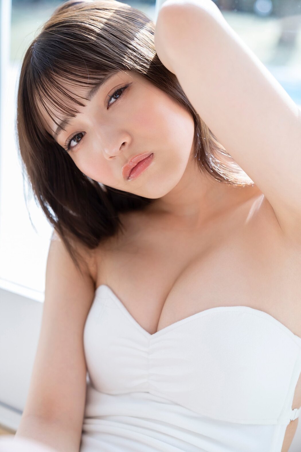 FLASH Photobook 2023-05-30 Nanako Kurosaki 黒嵜菜々子 – Melting Young Lady