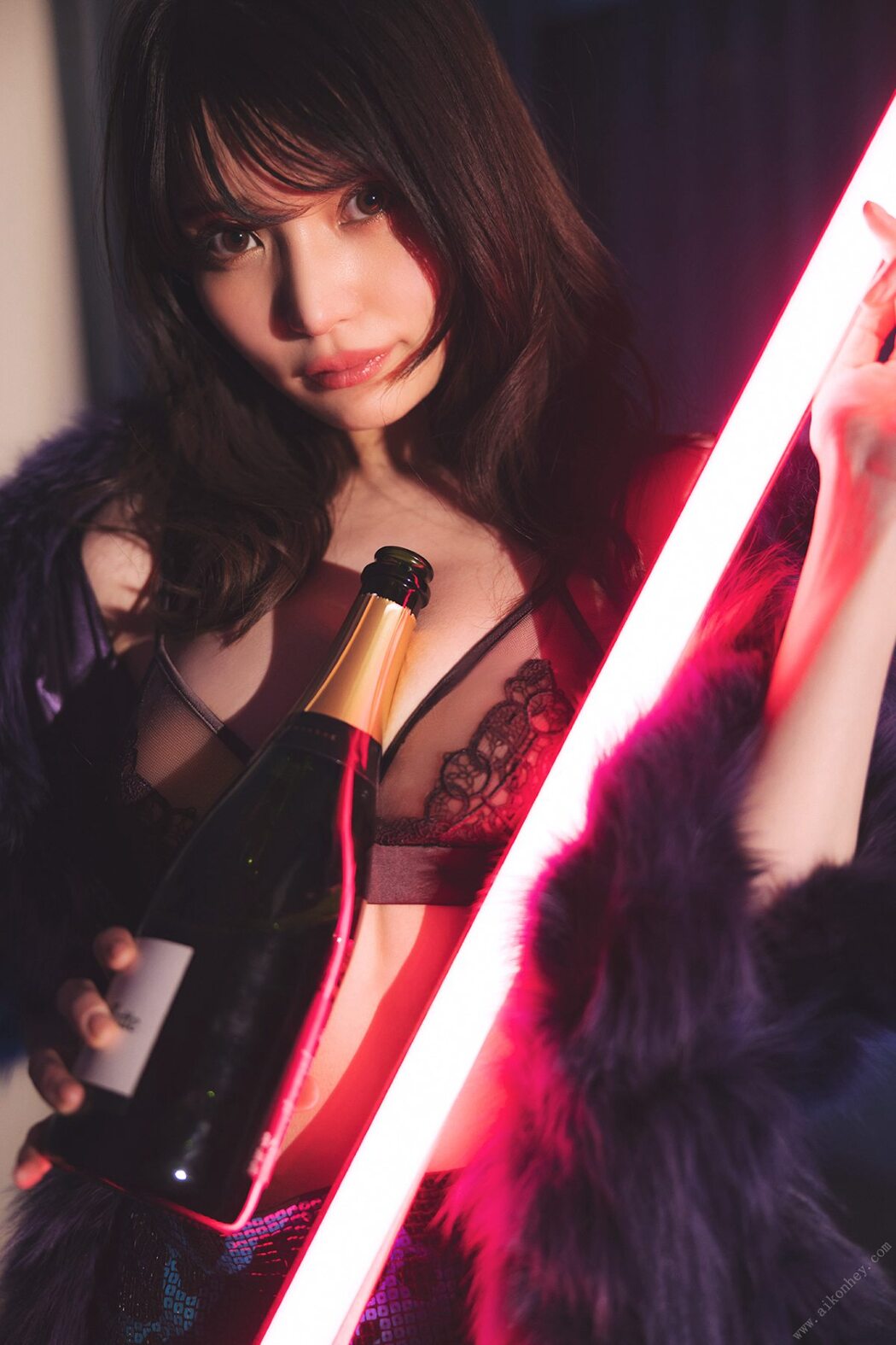 FLASH Photobook 2022-05-24 Sayaka Nitori 似鳥沙也加 – Leave yourself at night Part 1 夜に身を任せて 前編 A