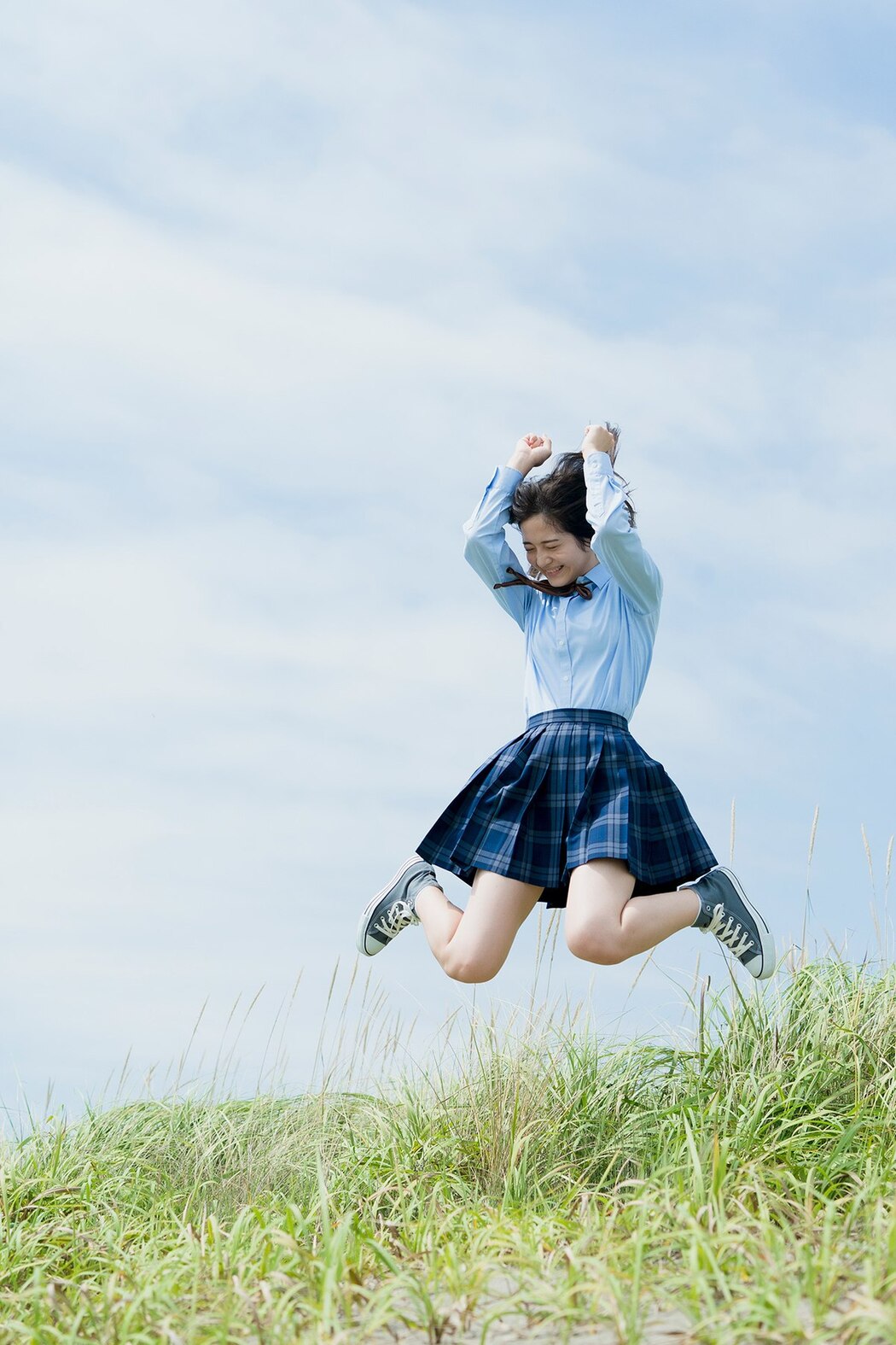 FLASH Photobook 2021-12-21 Nanako Kurosaki 黒嵜菜々子 – Youth Shiyokka Summer memories