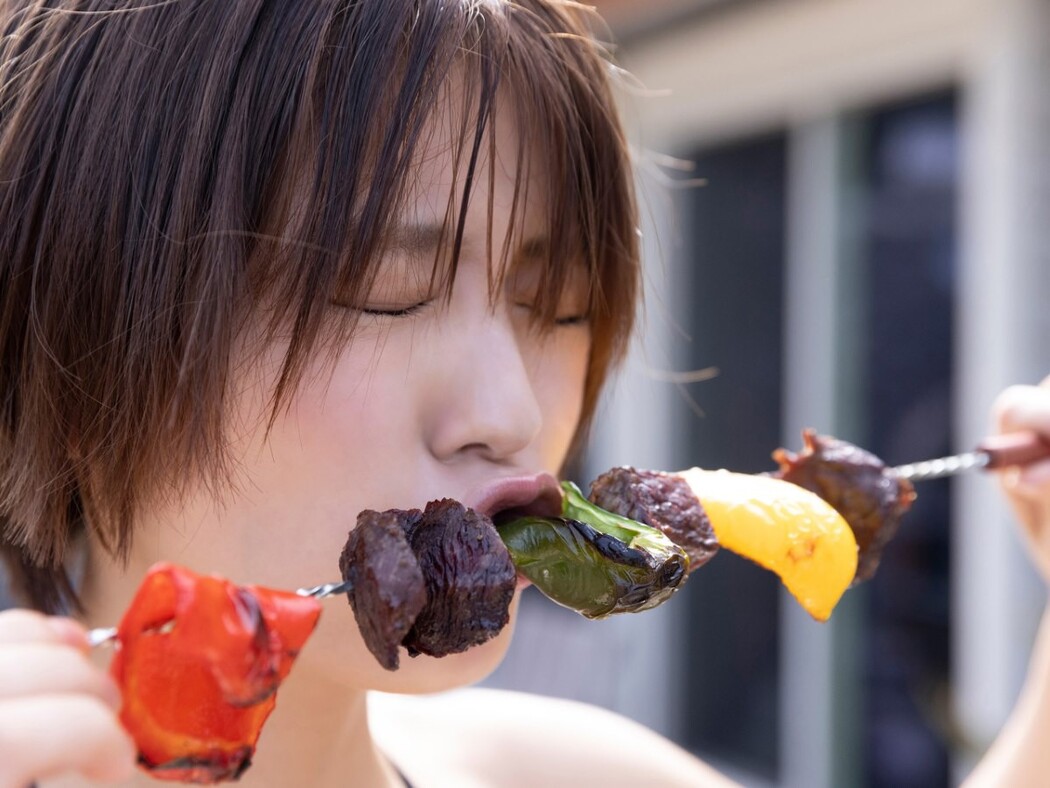 FLASH Photobook 2022-12-27 Mio Kudo 工藤美桜 – Secret Summer Vacation