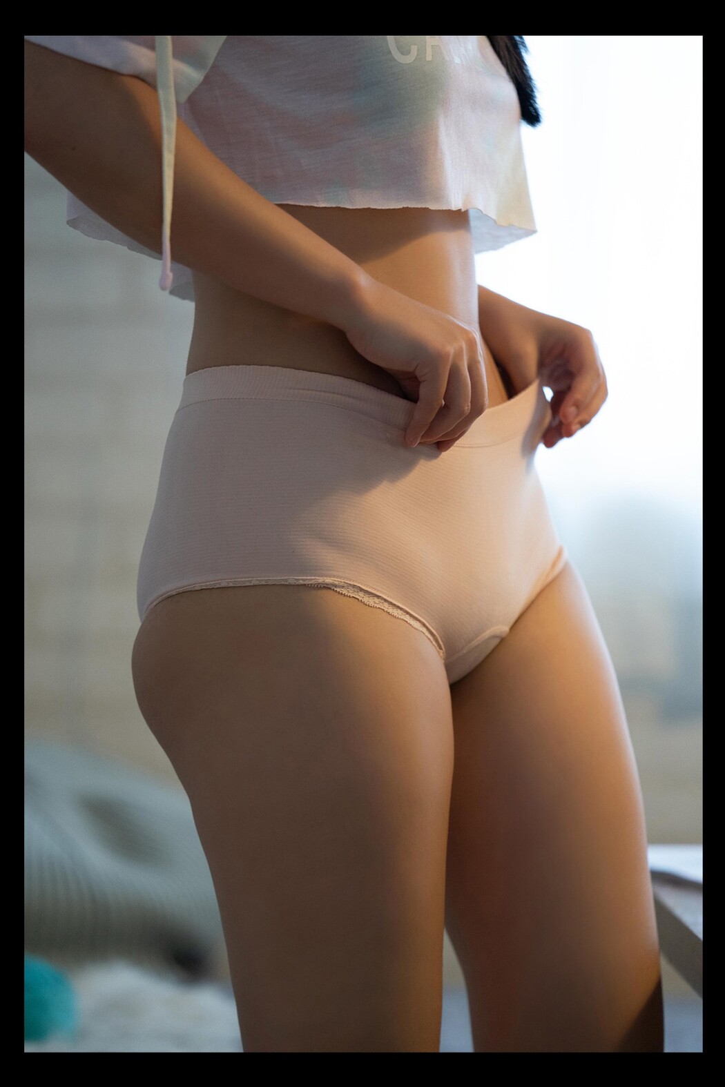 FLASH Photobook 2022-11-01 Umi Shinonome 東雲うみ – Private Observation
