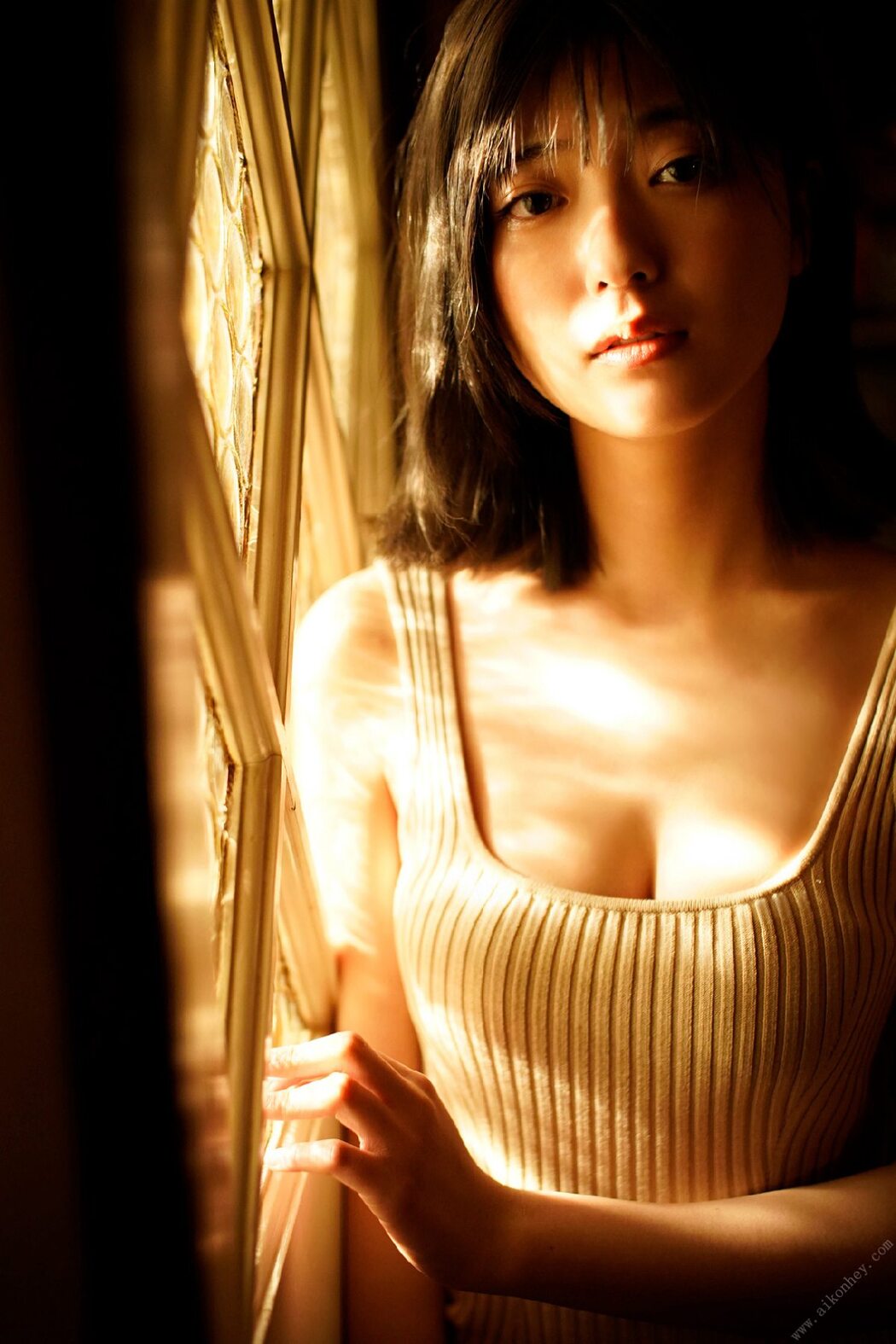 FLASH Photobook 2022-05-31 Mio Kudo 工藤美桜 – Early Summer Luster 初夏の艶