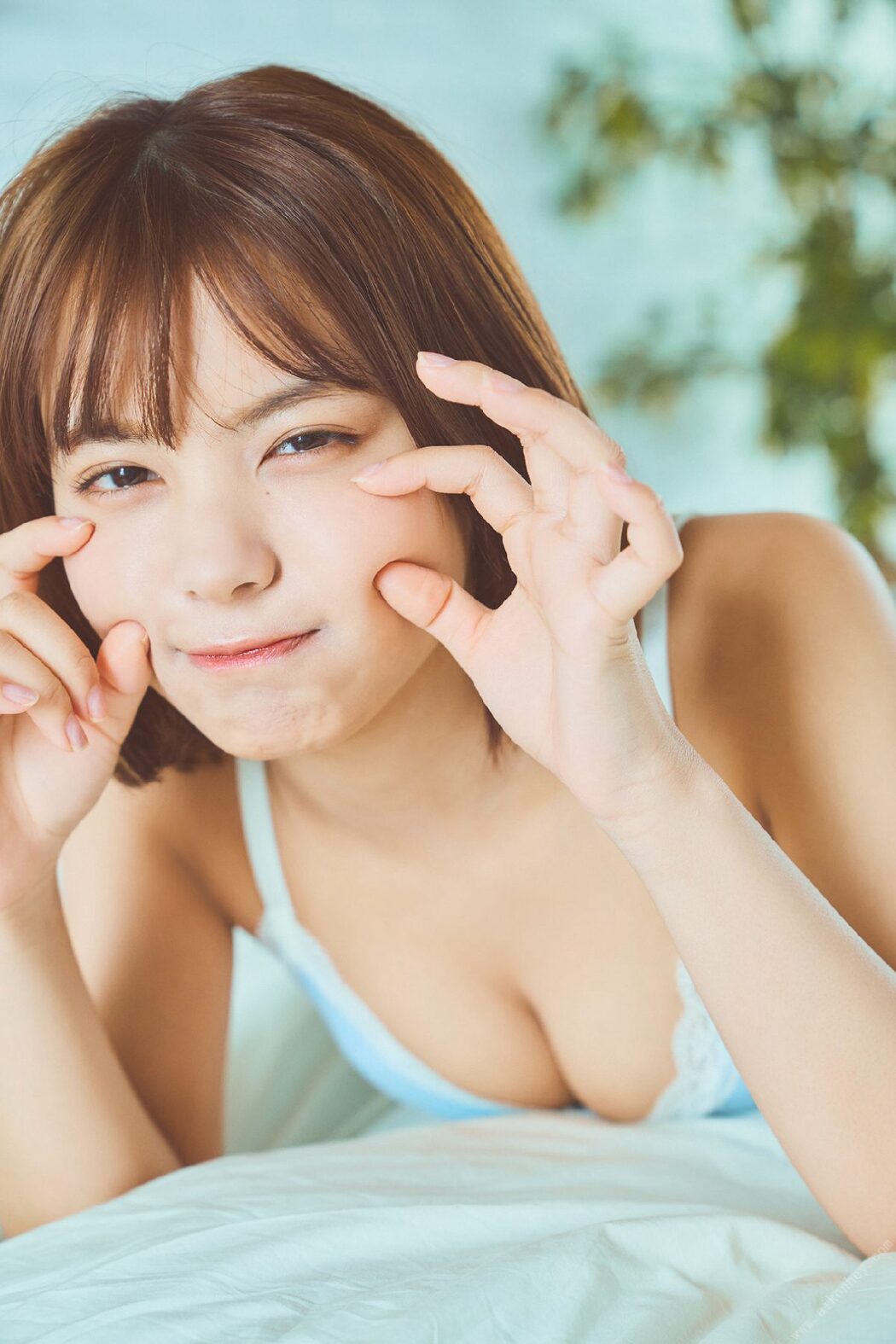 FLASH Photobook 2022-05-13 Amisa Miyazaki 宮崎あみさ Little devil girlfriend 小悪魔な彼女