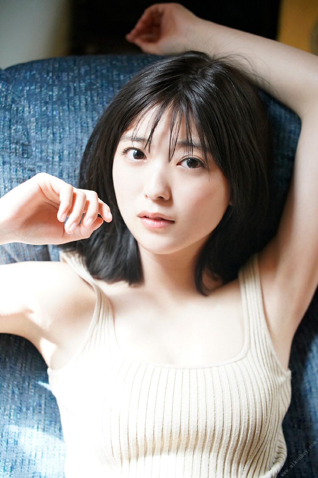 FLASH Photobook 2022-05-31 Mio Kudo 工藤美桜 – Early Summer Luster 初夏の艶