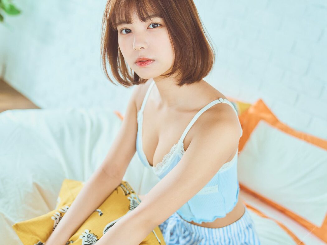 FLASH Photobook 2022-05-13 Amisa Miyazaki 宮崎あみさ Little devil girlfriend 小悪魔な彼女