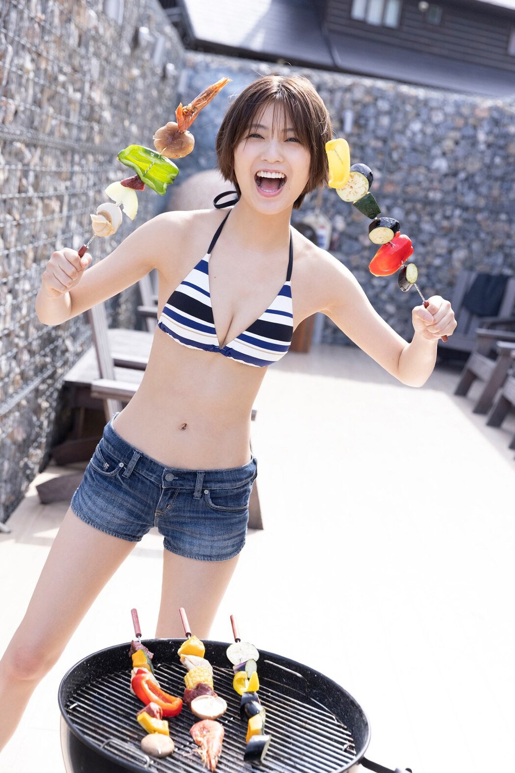 FLASH Photobook 2022-12-27 Mio Kudo 工藤美桜 – Secret Summer Vacation