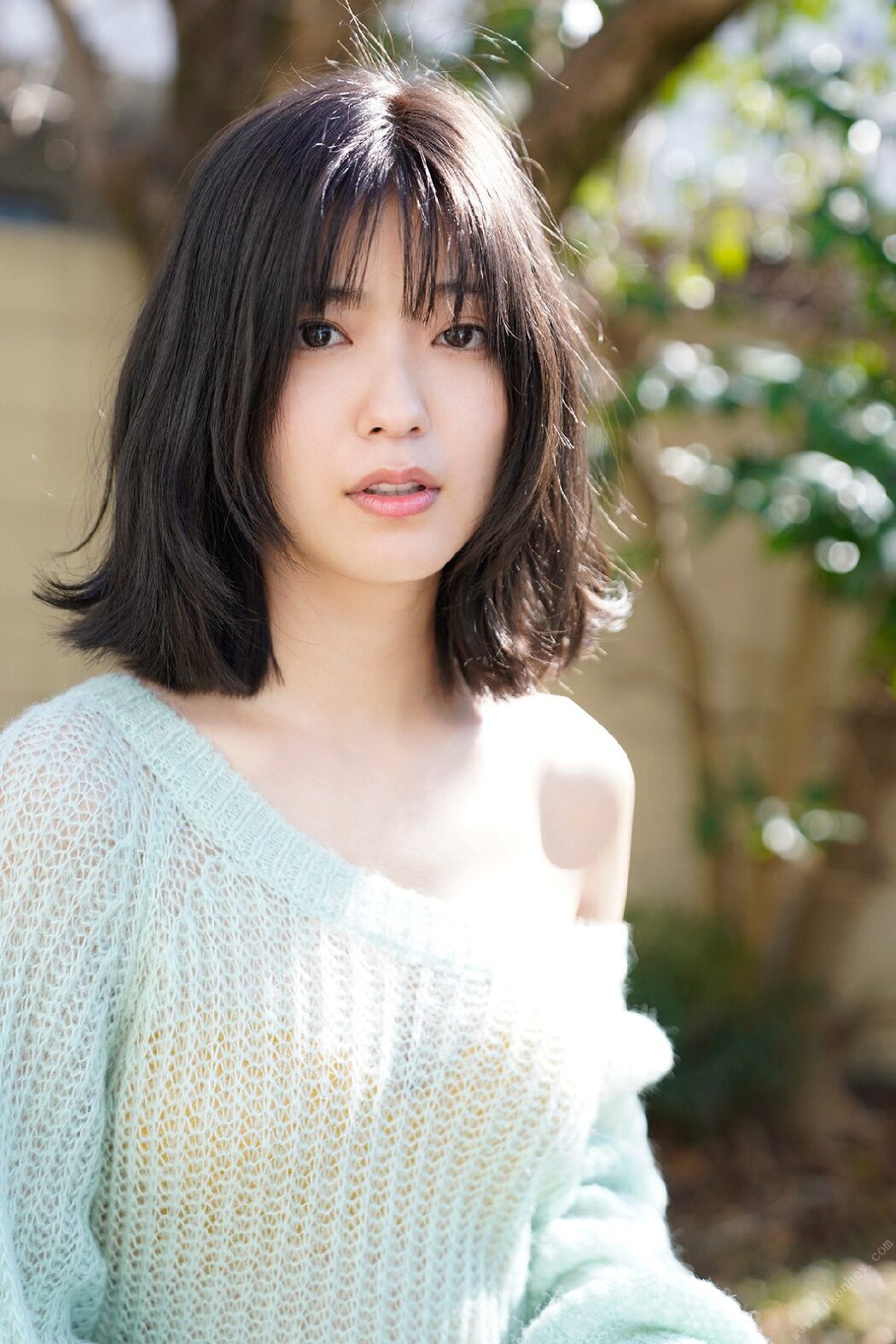 FLASH Photobook 2022-05-31 Mio Kudo 工藤美桜 – Early Summer Luster 初夏の艶