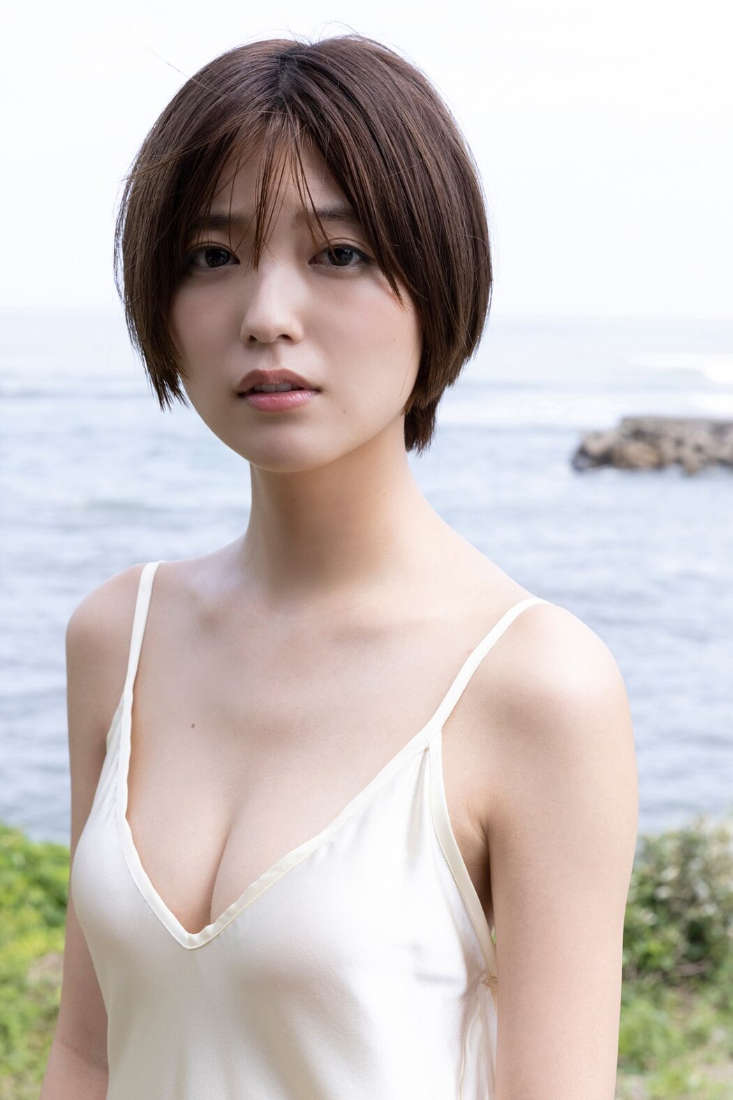 FLASH Photobook 2022-12-27 Mio Kudo 工藤美桜 – Secret Summer Vacation