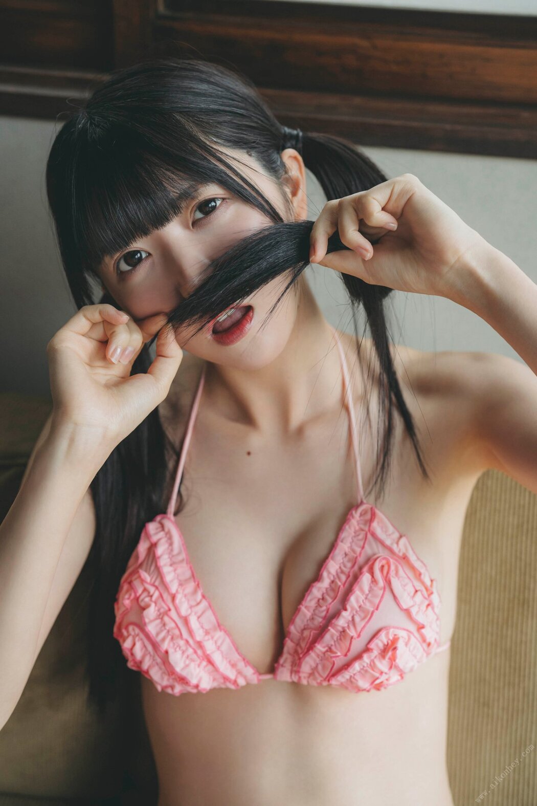 Photobook FLASHデジタル写真集 小野寺梓 夢の続きへ