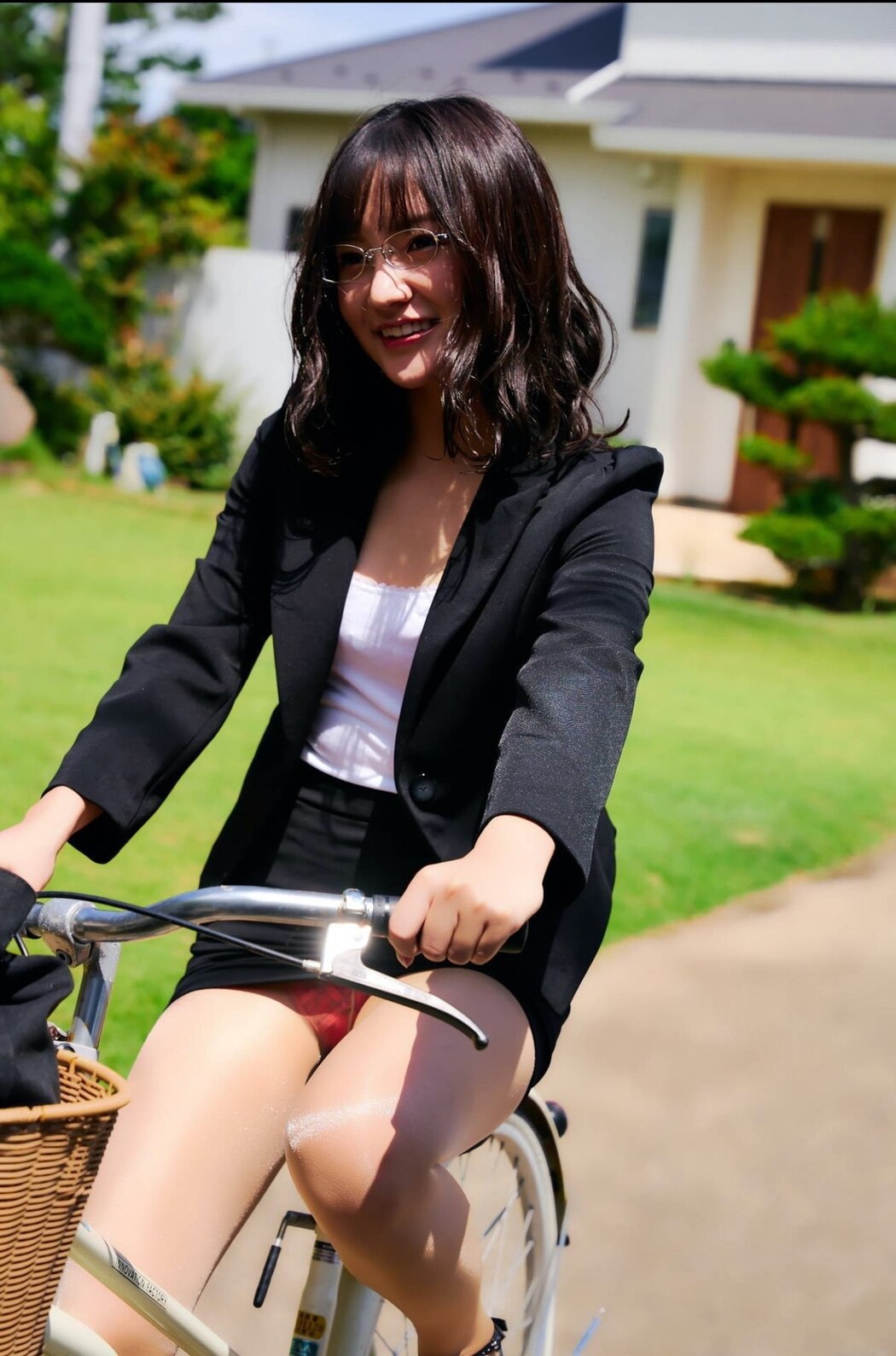 Photobook Ayana Nishinaga 西永彩奈 – Mode Flash Of Love B