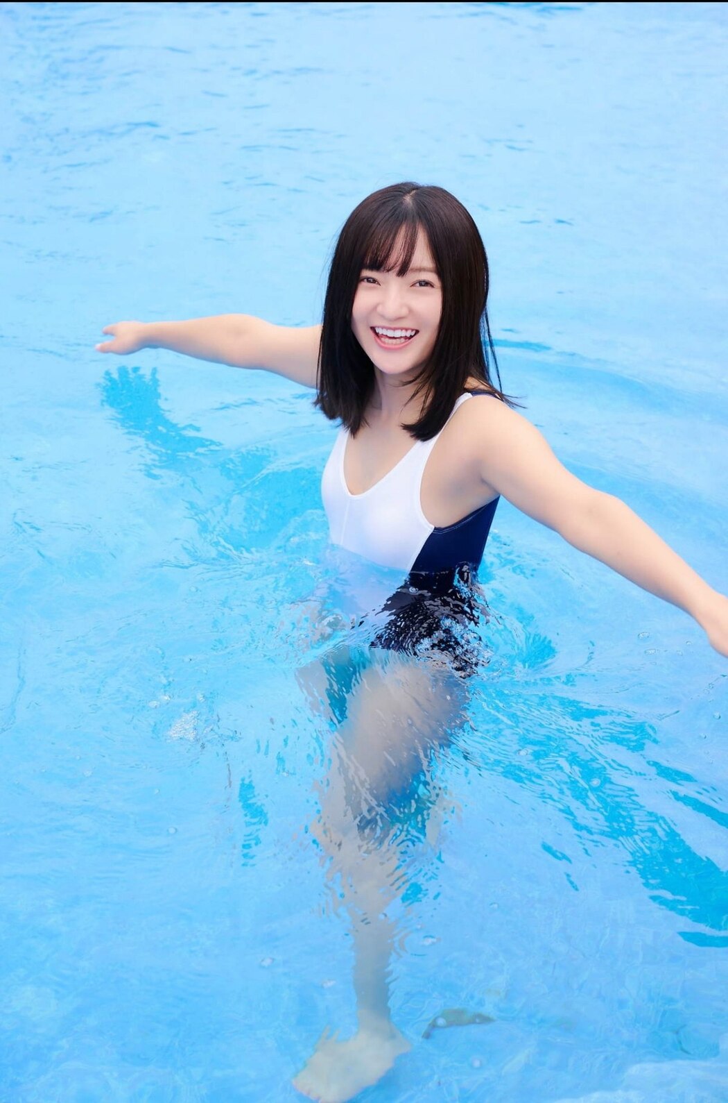 Photobook Ayana Nishinaga 西永彩奈 – Mode Flash Of Love A