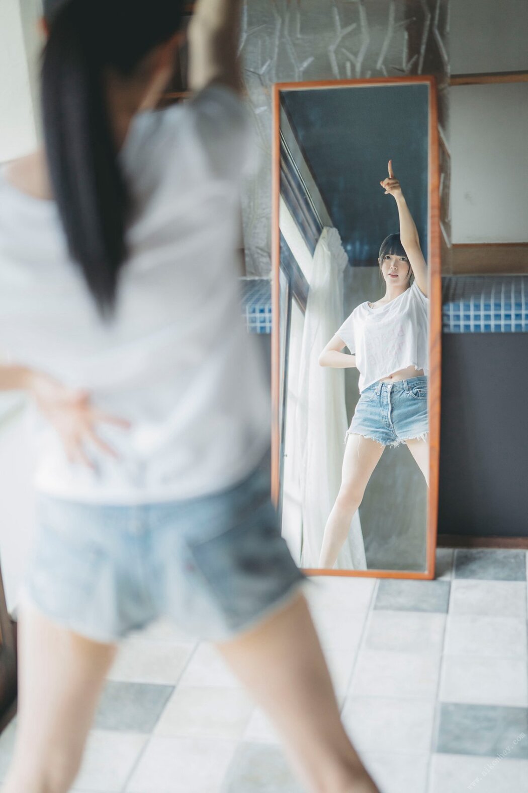 Photobook FLASHデジタル写真集 小野寺梓 夢の続きへ