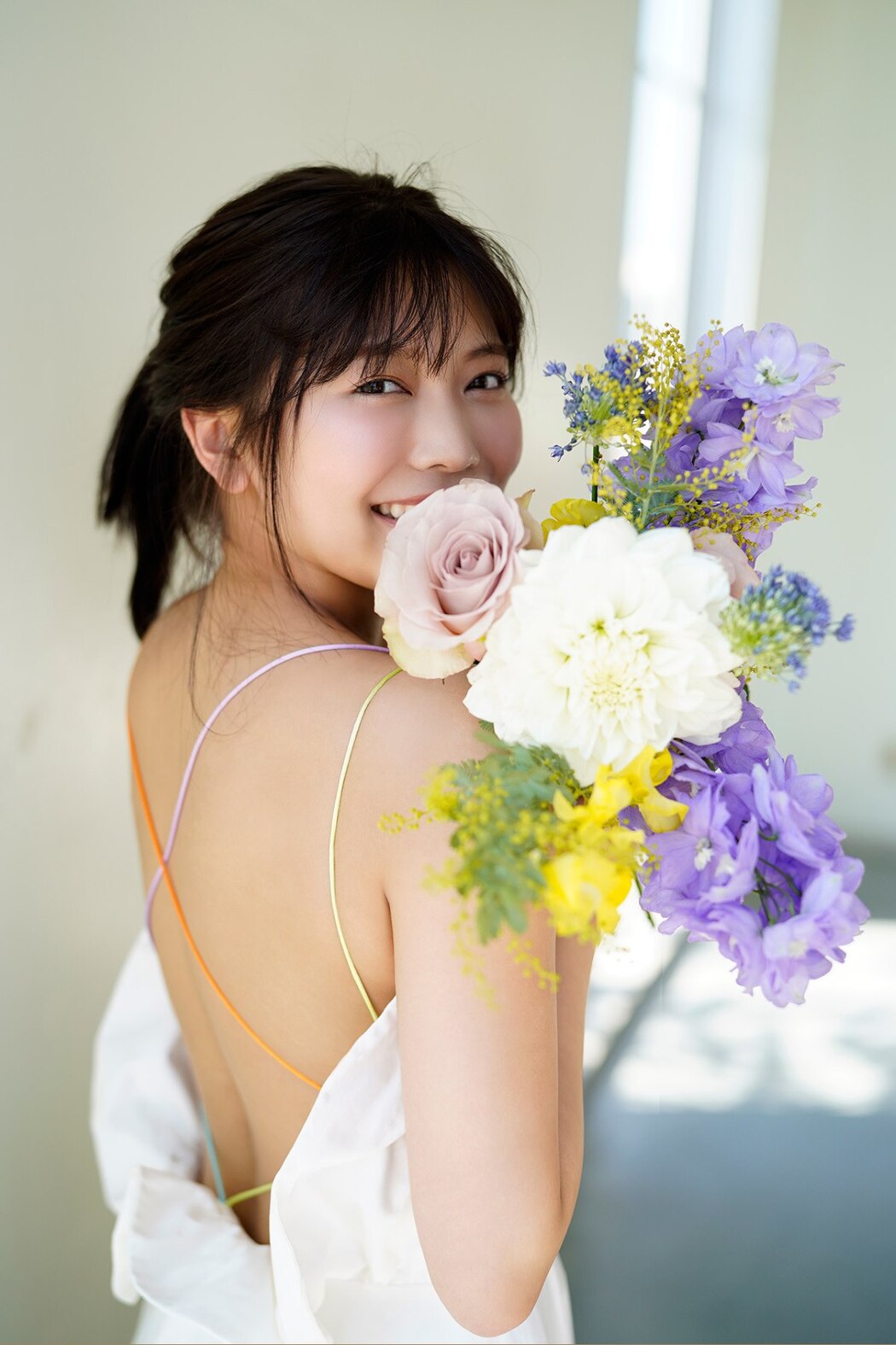 FLASH Photobook Reona Matsushita 松下玲緒菜 – Journey With Bare Skin