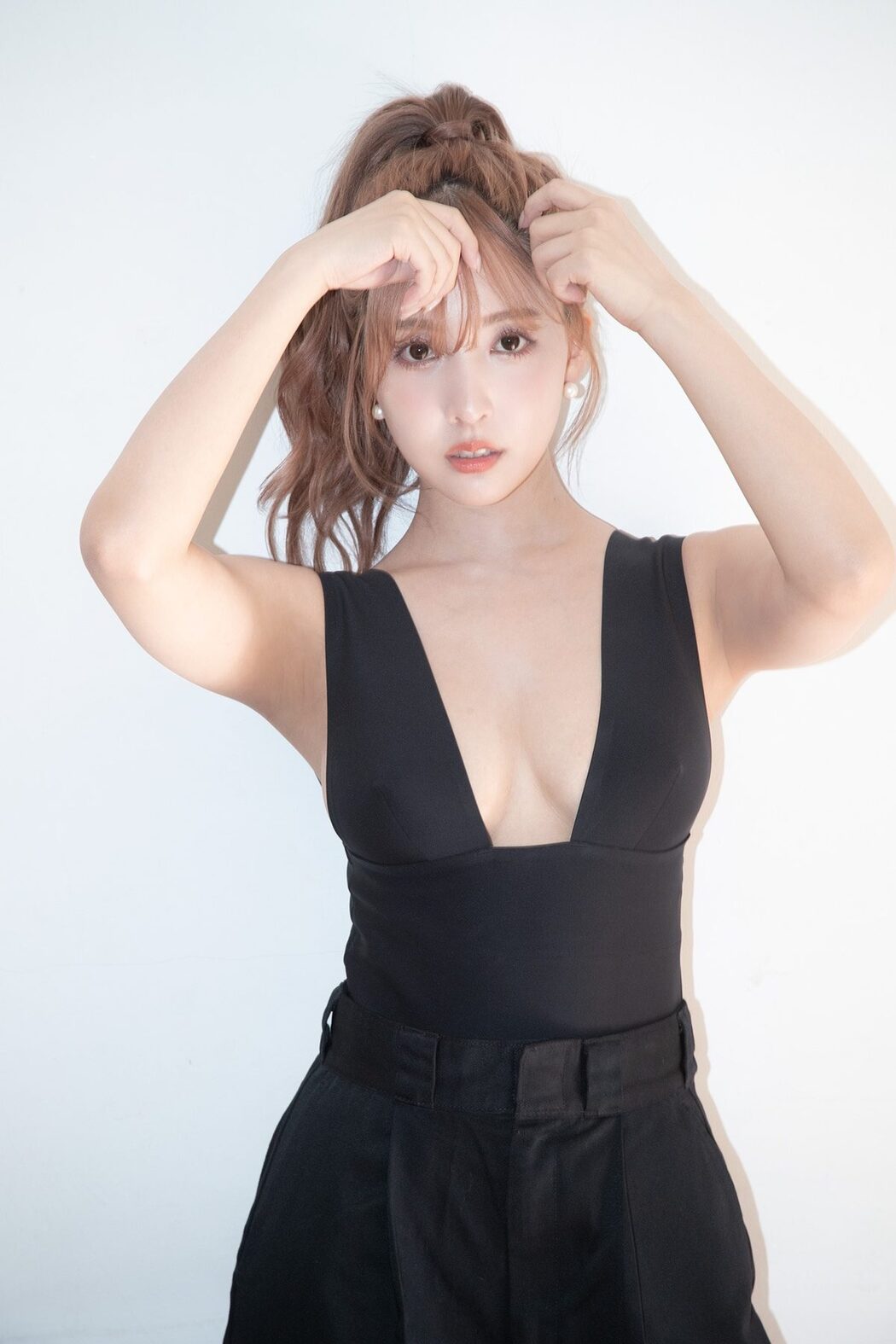 FLASH Yua Mikami 三上悠亜 おしゃ可愛ヘアヌード