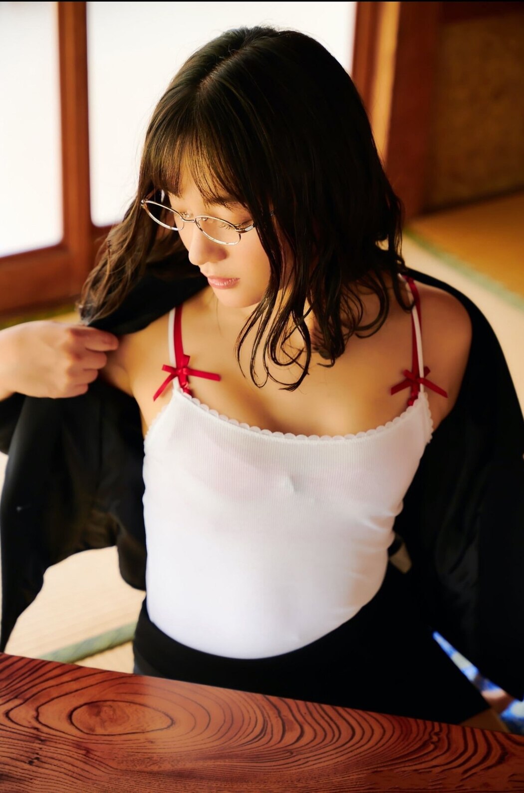 Photobook Ayana Nishinaga 西永彩奈 – Mode Flash Of Love B