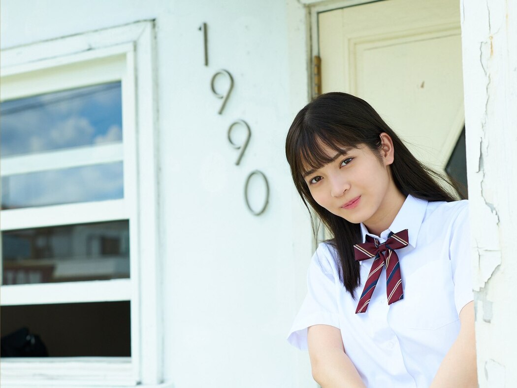 Platinum FLASH Photobook 2021-11-19 Nanako Kurosaki 黒嵜菜々子 – 18 Years Old