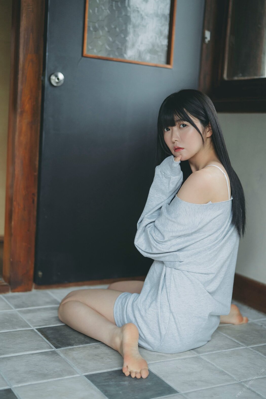 Photobook FLASHデジタル写真集 小野寺梓 夢の続きへ